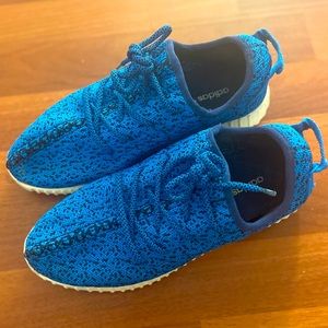Preloved Royal Blue Yeezy Boost 350